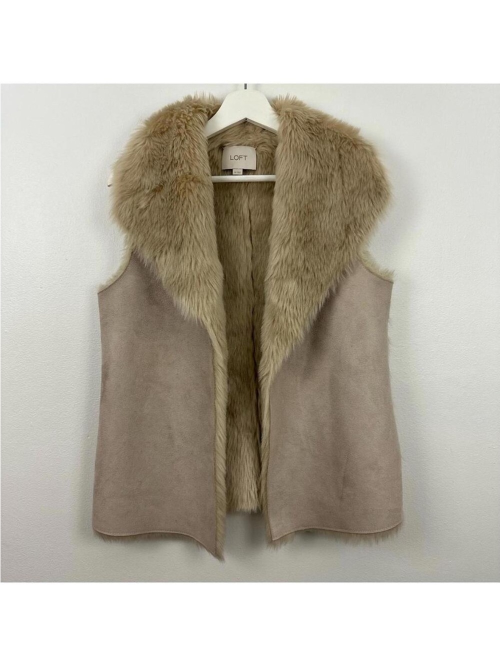 LOFT Women’s Faux Fur Vest Size XS